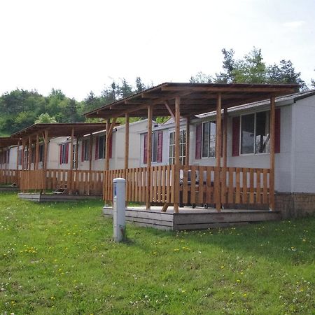 Mobilheimy U Prehrady Hotel Horní Dunajovice Exterior foto