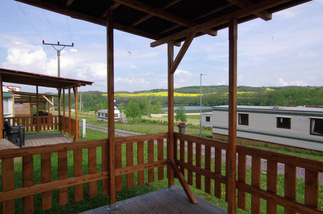 Mobilheimy U Prehrady Hotel Horní Dunajovice Exterior foto